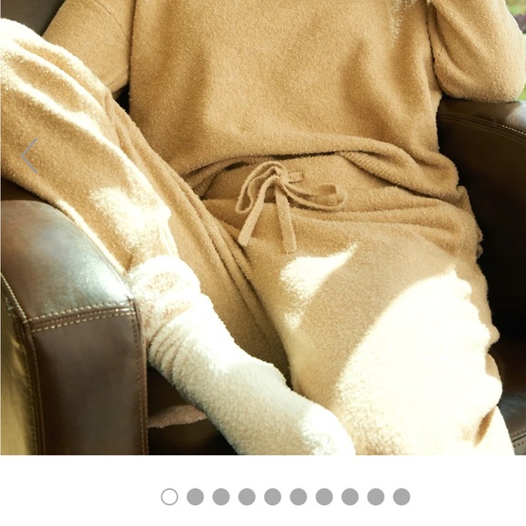 Barefoot Dreams Pants - NEW Barefoot dreams beige ecochic jogger pants